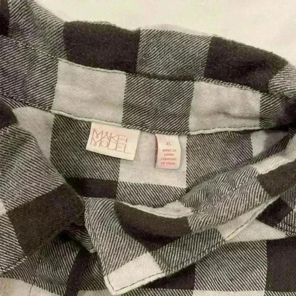 Make + Model Long Sleeve Plaid Shirt‎ - Picture 4 of 4